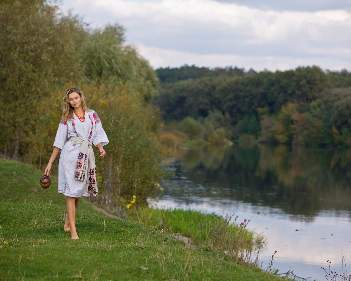 Nude girl Slavic women in Bandar Lampung