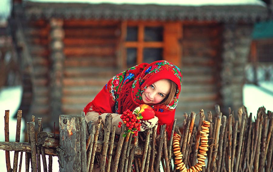 Sexy girl Women in Slavic costumes in Bandar Lampung