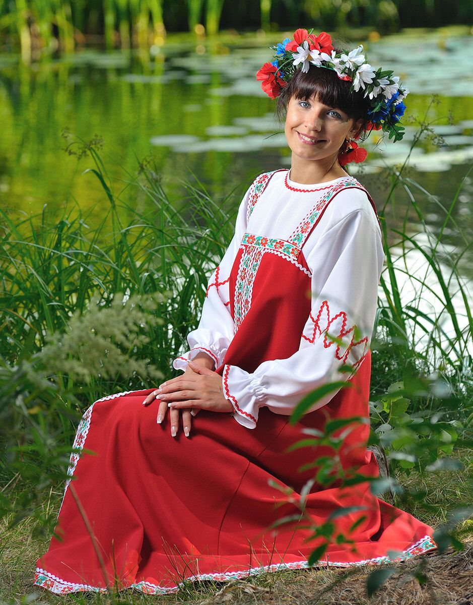 Beautiful girl Girls in Slavic costumes in Bandar Lampung